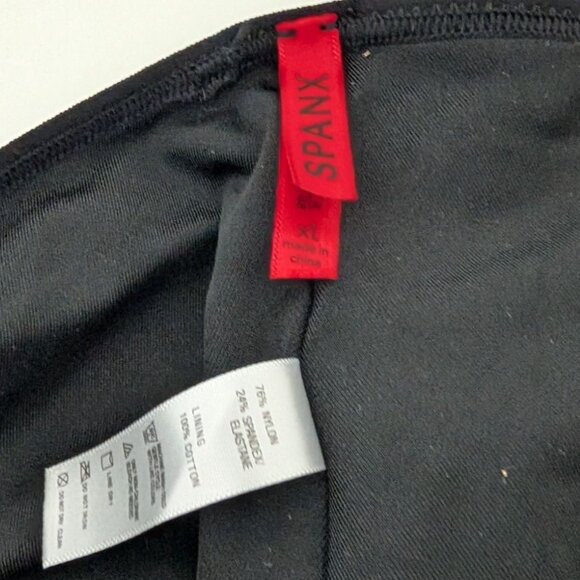 Spanx Slimplicity Shaper Womens Size XL Black Thigh Slimming Shorts Shapewear - Picture 3 of 11